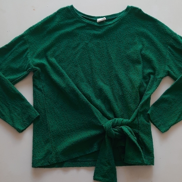 Zara 10 green textured long sleeve top with tie - Picture 1 of 8